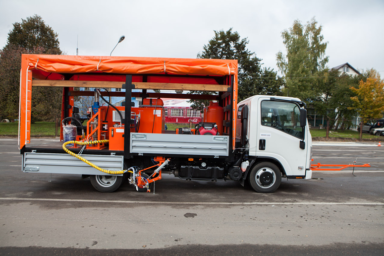 Разметочные машины и их применение в дорожном строительстве