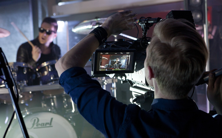 Как правильно выполнить процедуру съемки музыкального клипа