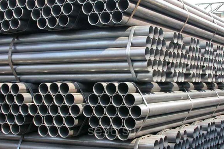 Преимущества стальных труб для каркасных конструкций и их сферы применения