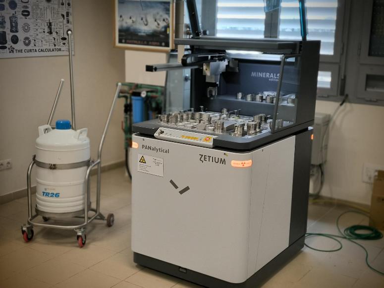 Онлайн-контроль химического профиля клинкера: как современные анализаторы обеспечивают стабильность качества продукции