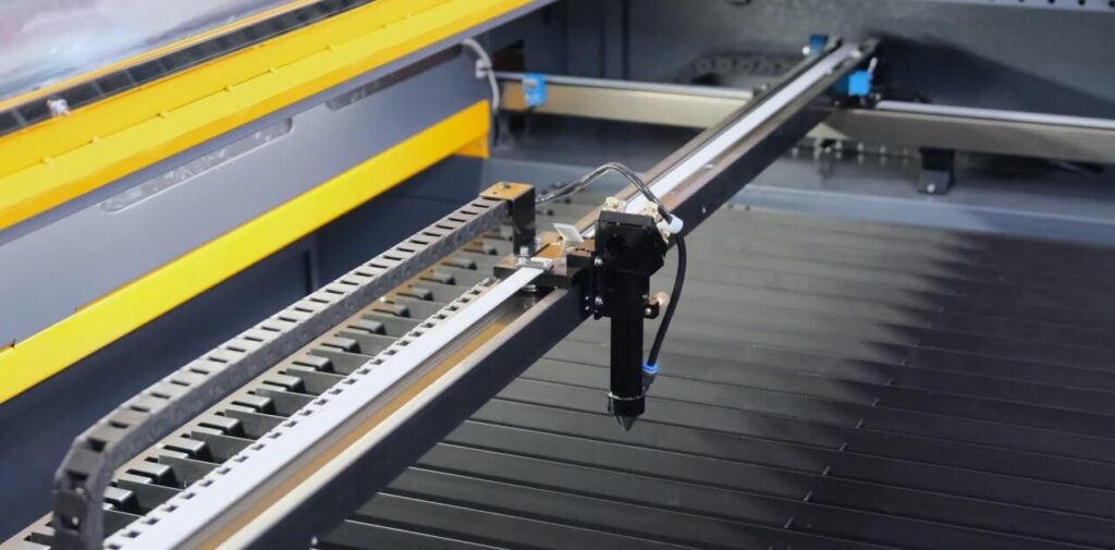 Хочу попробовать: как взять лазерный станок в аренду для тестового проекта или хобби