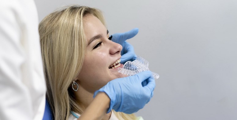 Ортодонтическое лечение для взрослых: показания и противопоказания, этапы