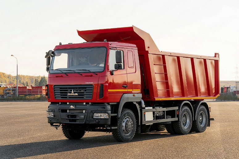 Управление самосвалом: правила эксплуатации и основные преимущества