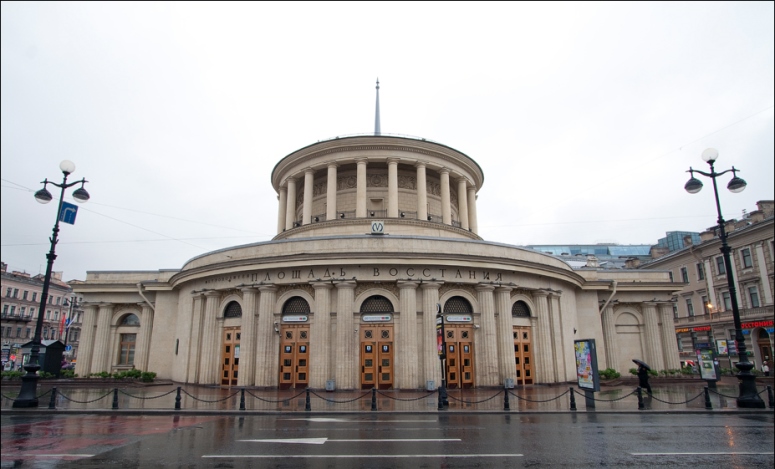 Площадь Восстания: почему это одна из самых удобных локаций для проживания